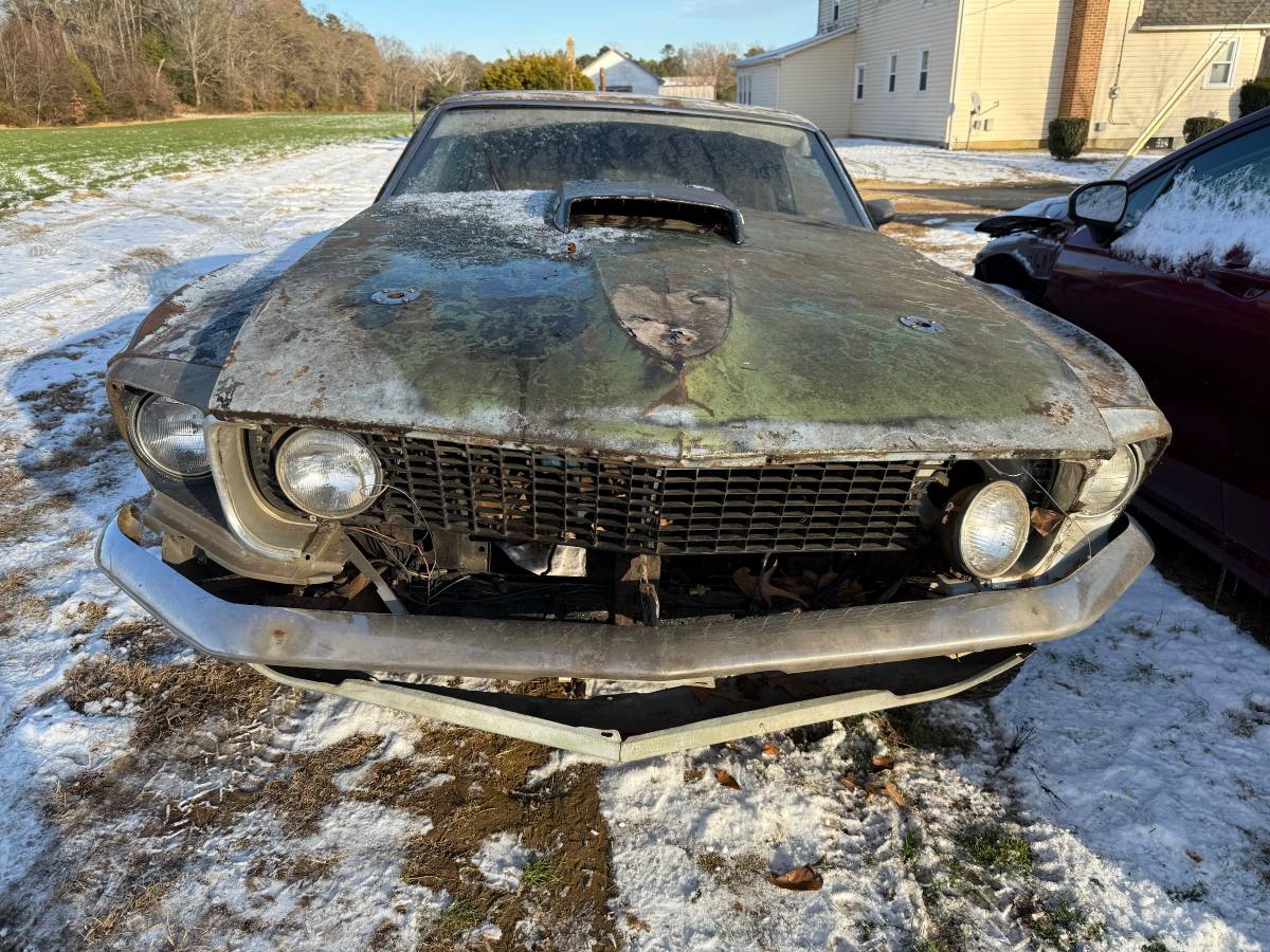 Ford-mustang-fastback-1969-3