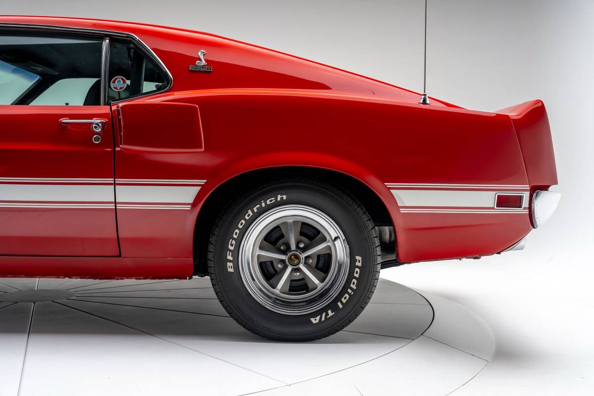 Ford-mustang-fastback-1969-red-11