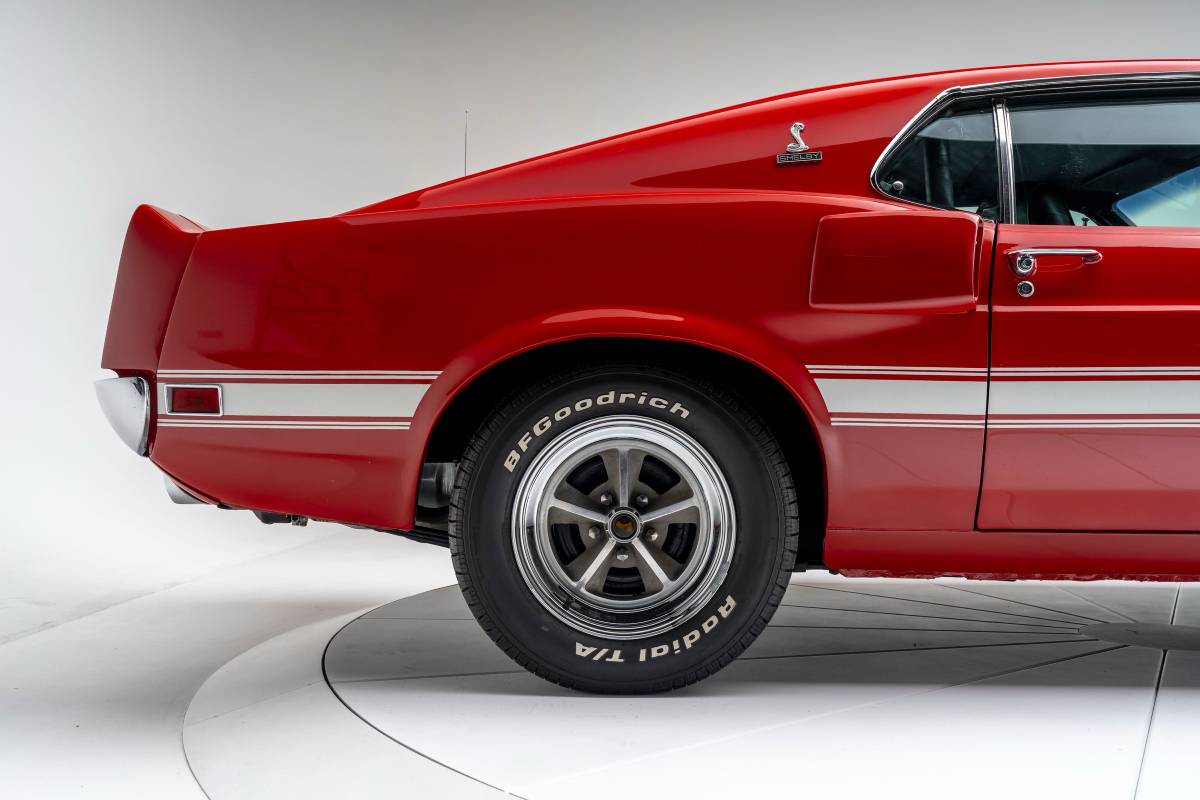 Ford-mustang-fastback-1969-red-13