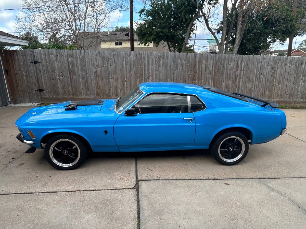 Ford-mustang-fastback-1970-2
