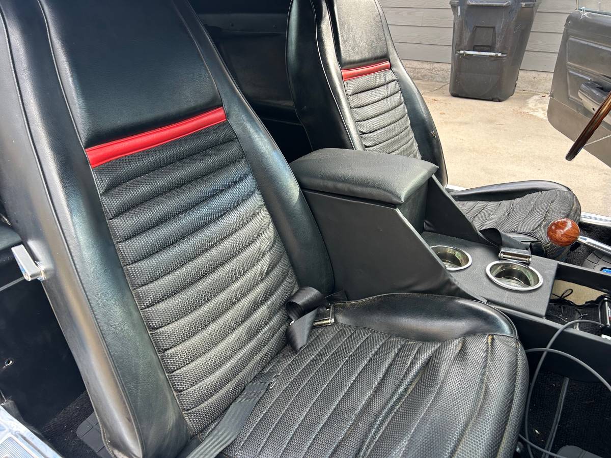 Ford-mustang-fastback-1970-7