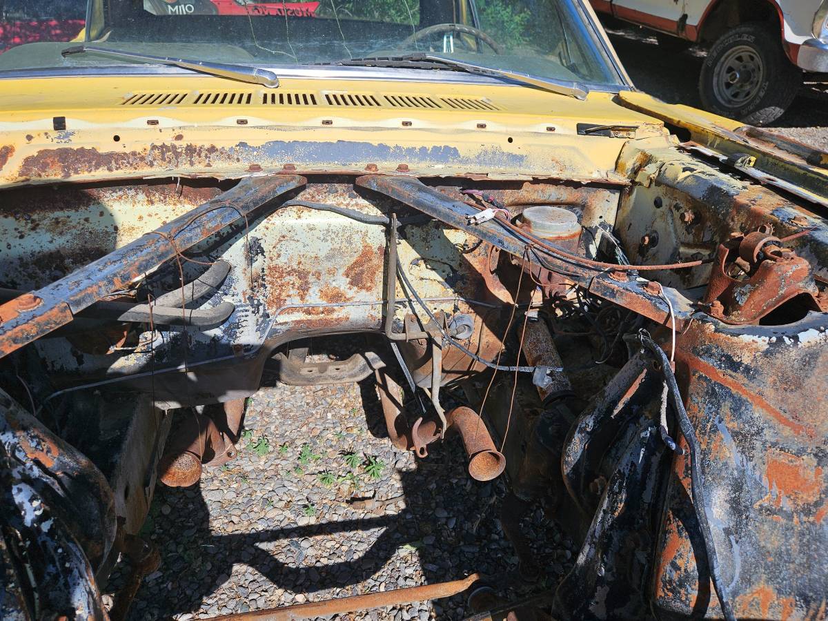 Ford-mustang-gt-1965-yellow-4
