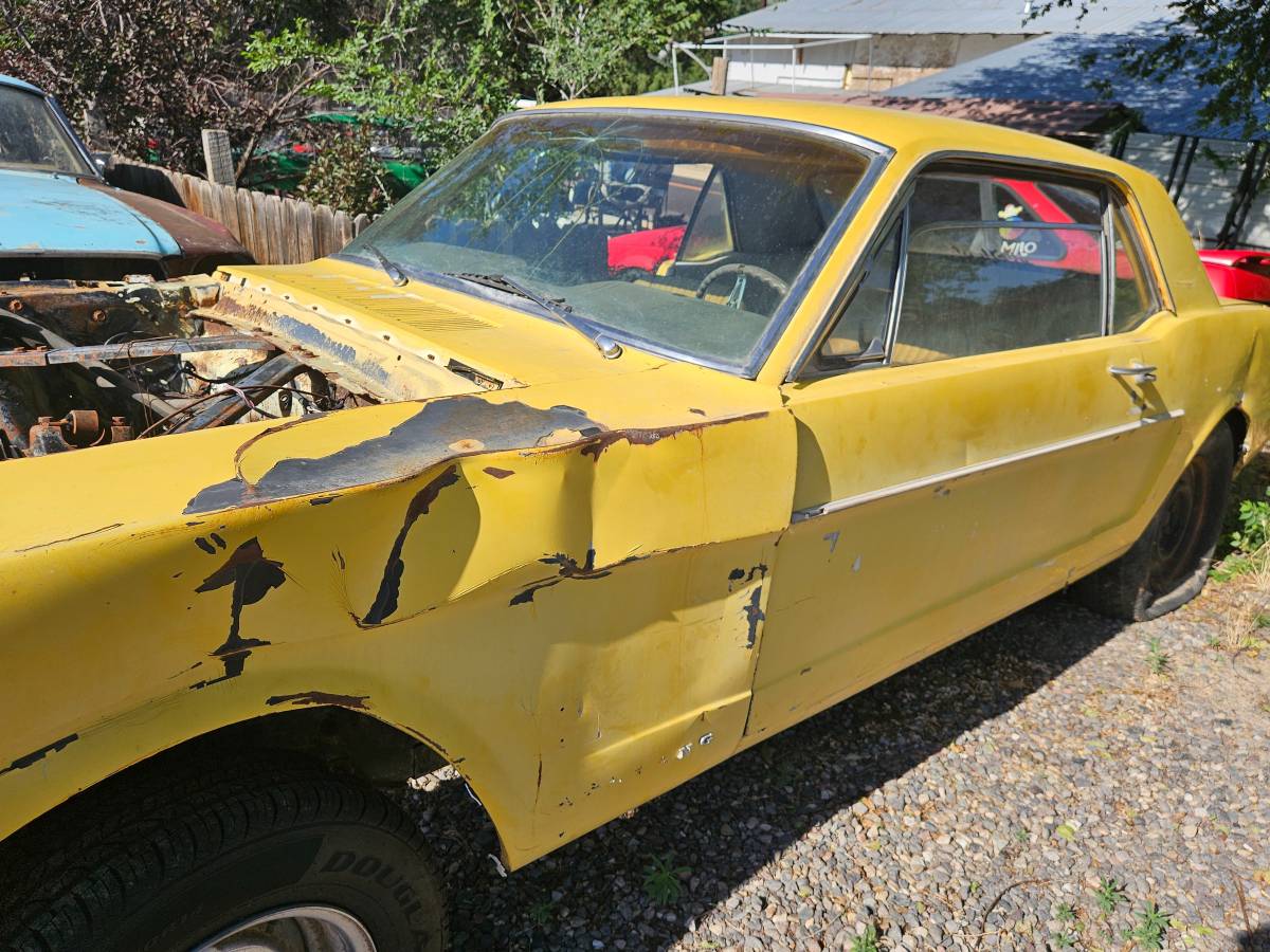 Ford-mustang-gt-1965-yellow-8