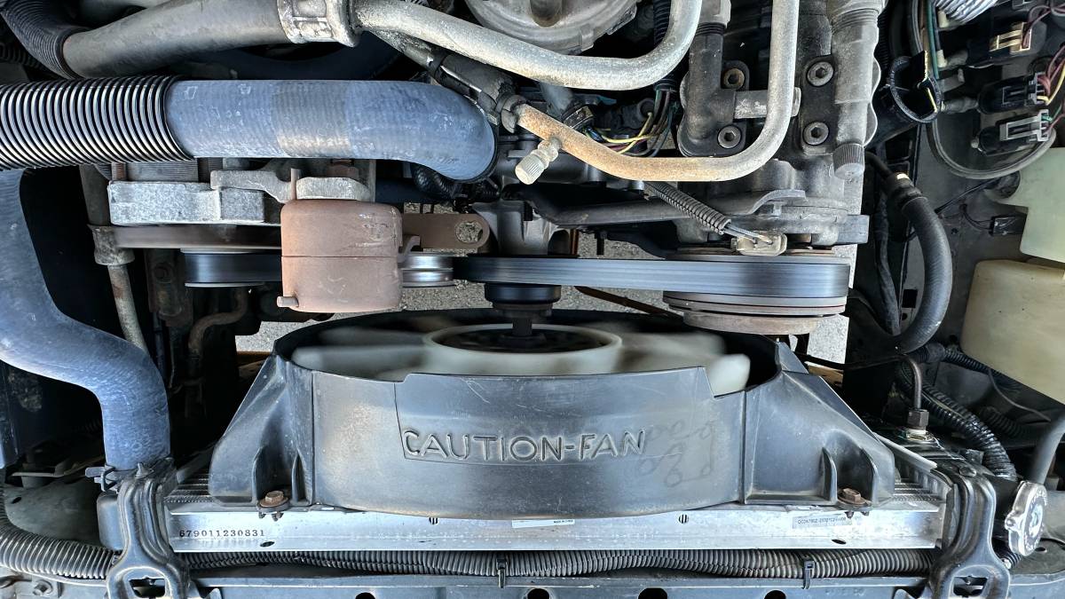 Ford-mustang-gt-1984-grey-11