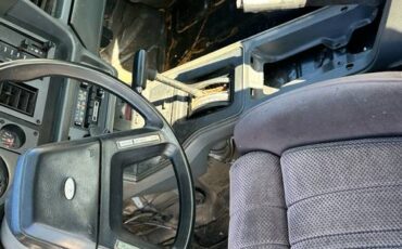 Ford-mustang-gt-1984-grey-13