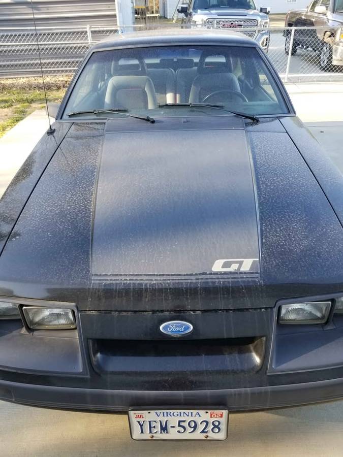 Ford-mustang-gt-1985-black-7