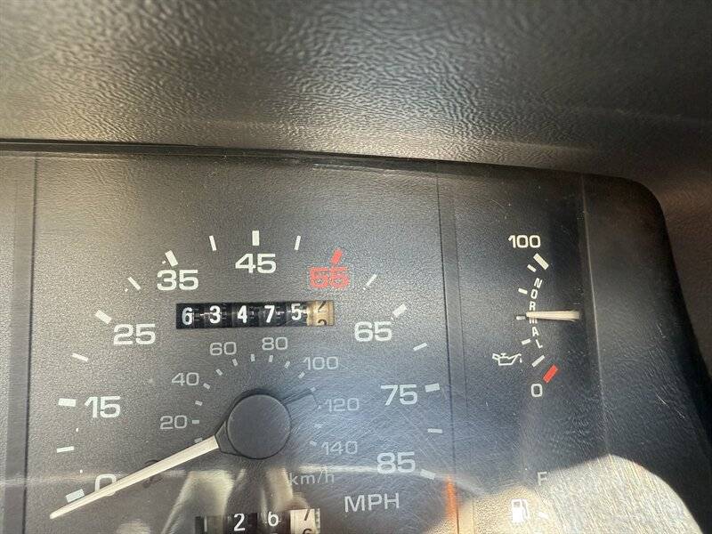 Ford-mustang-gt-1988-14