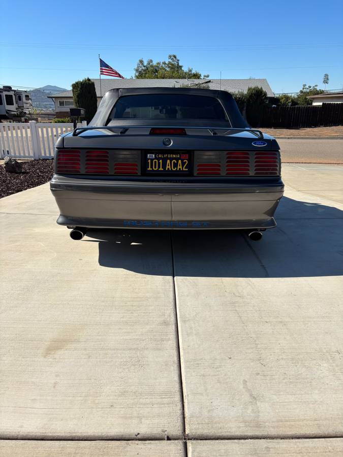 Ford-mustang-gt-1990-grey-1