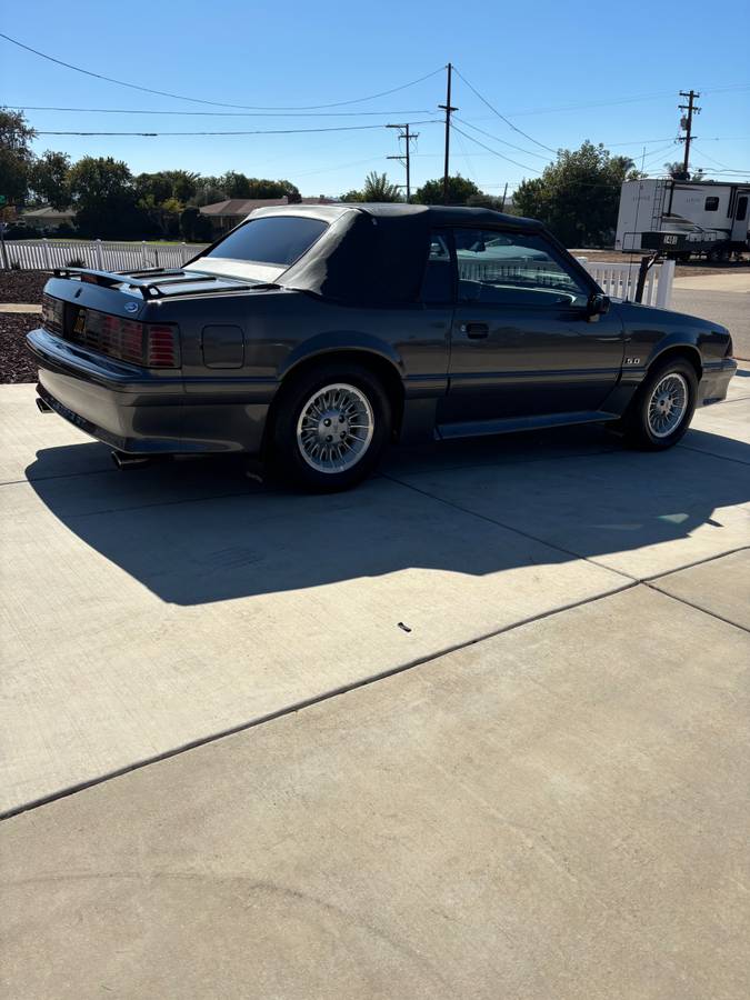 Ford-mustang-gt-1990-grey-2