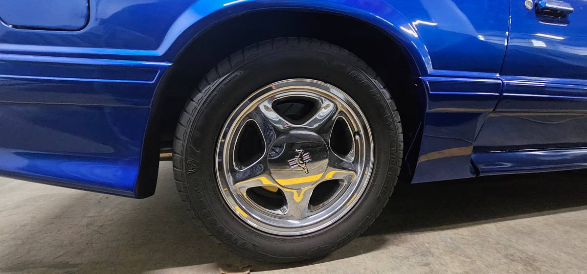 Ford-mustang-gt-1992-custom-11