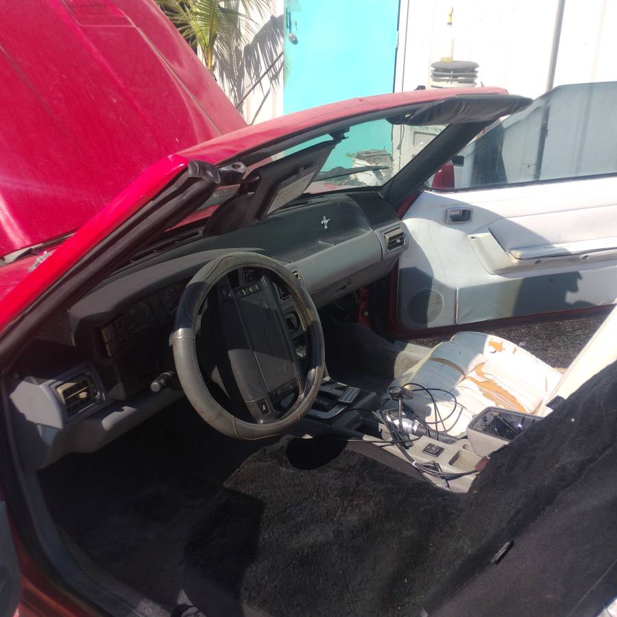 Ford-mustang-gt-1993-4