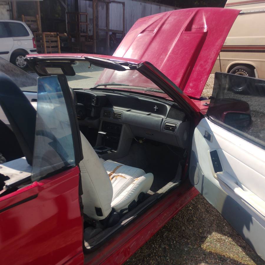 Ford-mustang-gt-1993-5