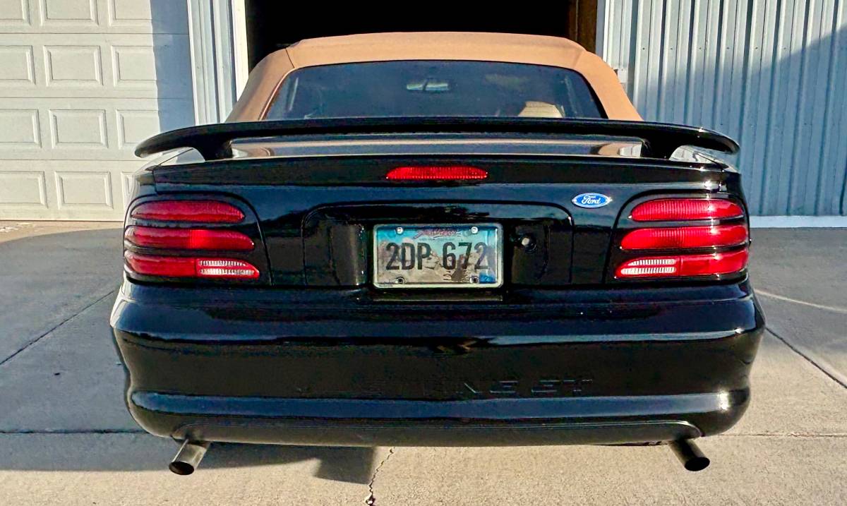 Ford-mustang-gt-1994-black-2