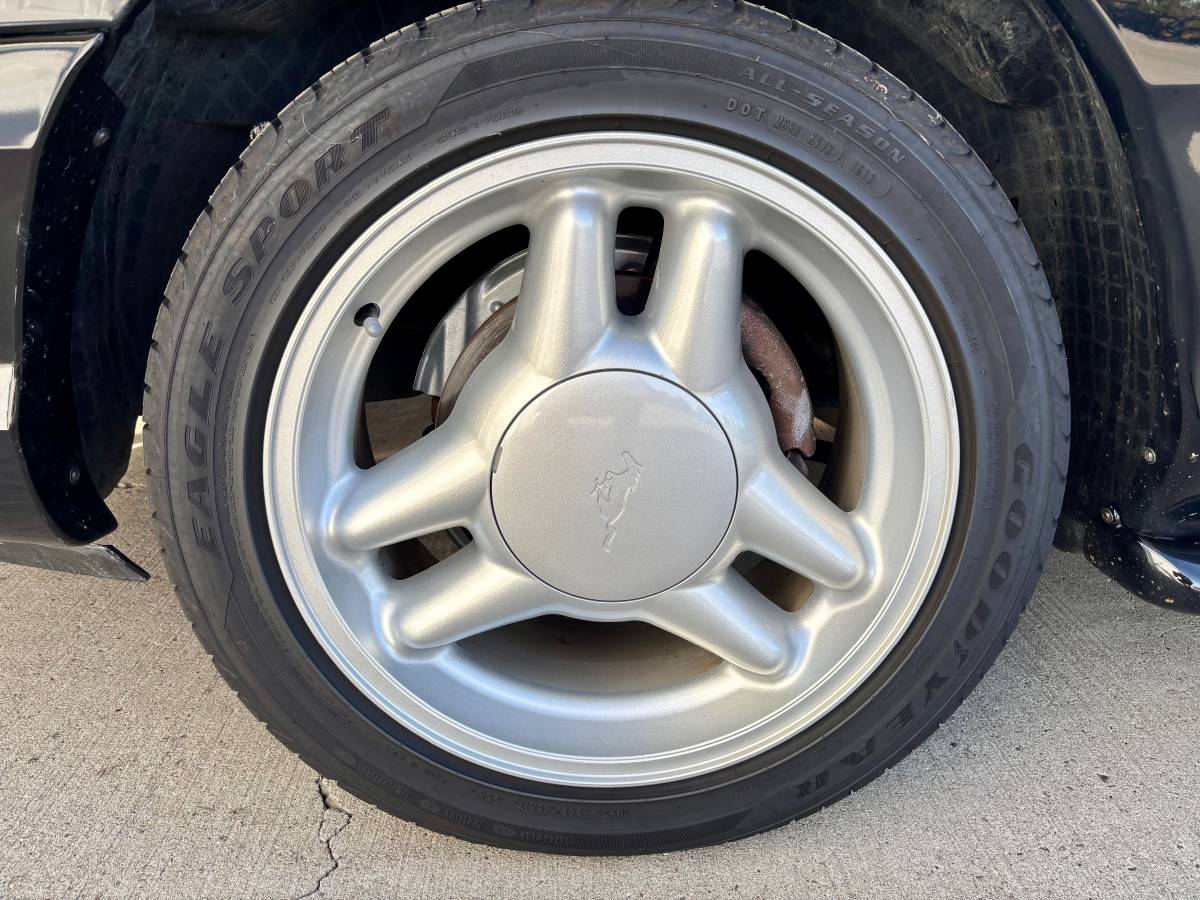 Ford-mustang-gt-1994-black-8