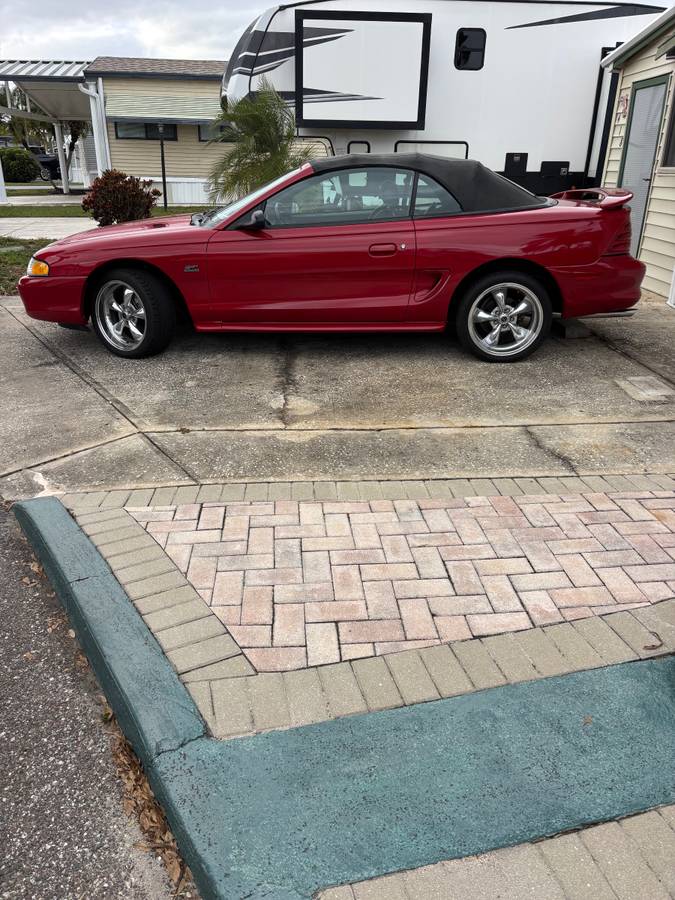Ford-mustang-gt-1994-red