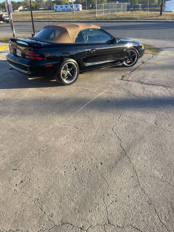 Ford-mustang-gt-1995-black-2