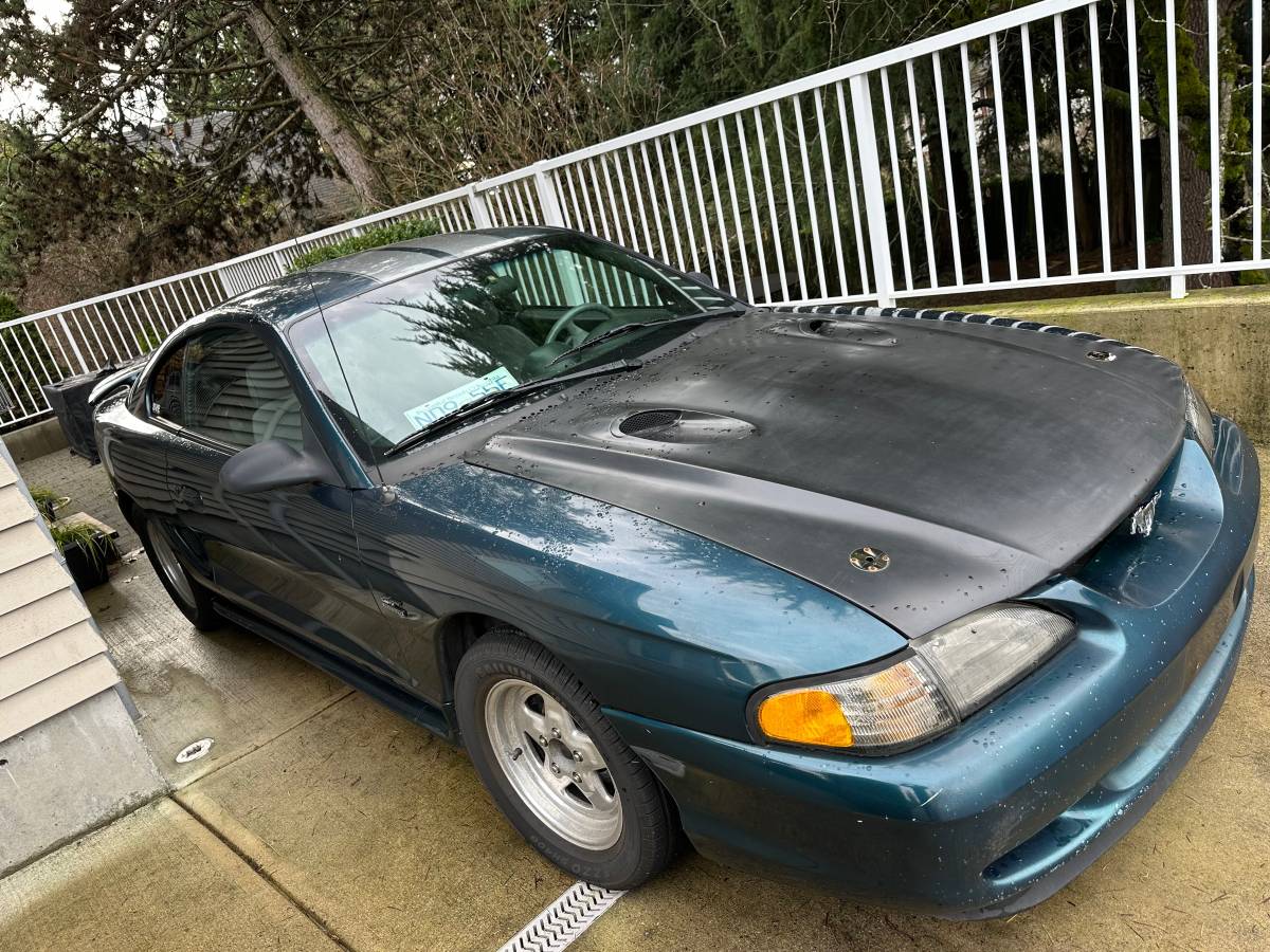 Ford-mustang-gt-1995-green