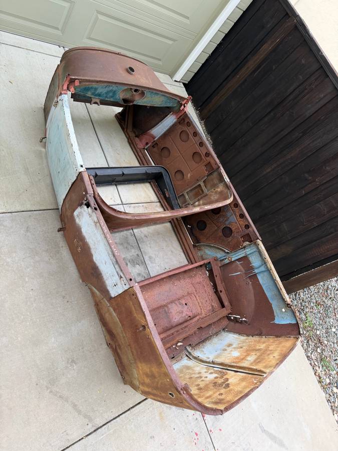 Ford-mustang-gt-convertible-1928-10