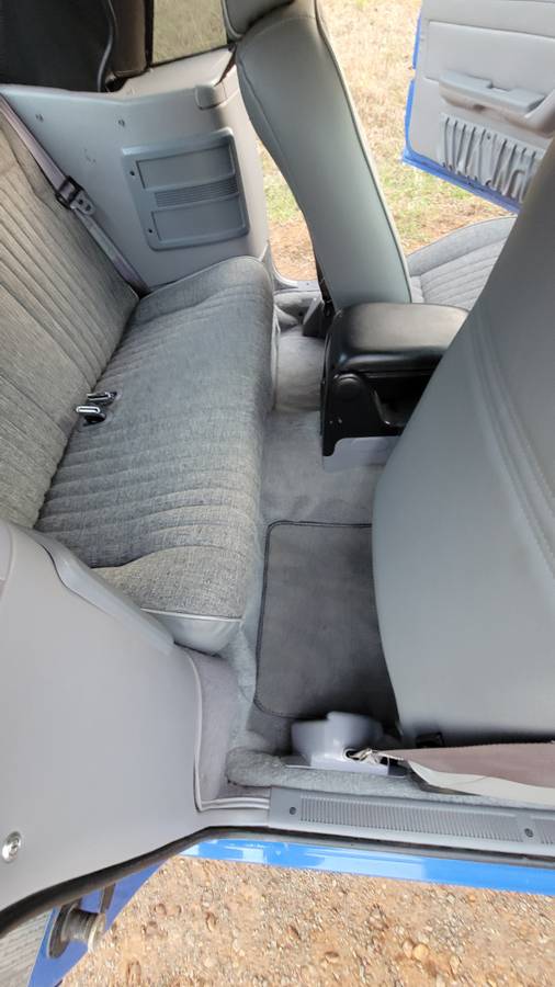 Ford-mustang-gt-convertible-1993-blue-14