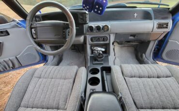 Ford-mustang-gt-convertible-1993-blue-17