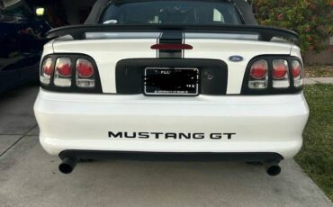 Ford-mustang-gt-convertible-1995-white-3