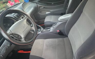 Ford-mustang-gt-convertible-1995-white-4