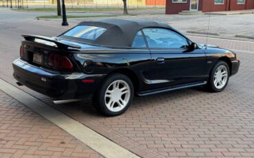 Ford-mustang-gt-convertible-1996-black-16