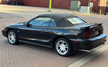 Ford-mustang-gt-convertible-1996-black-18
