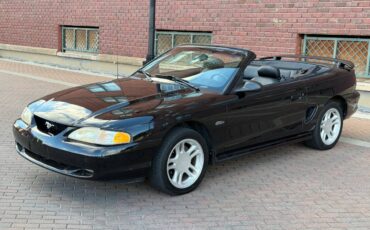 Ford-mustang-gt-convertible-1996-black-2