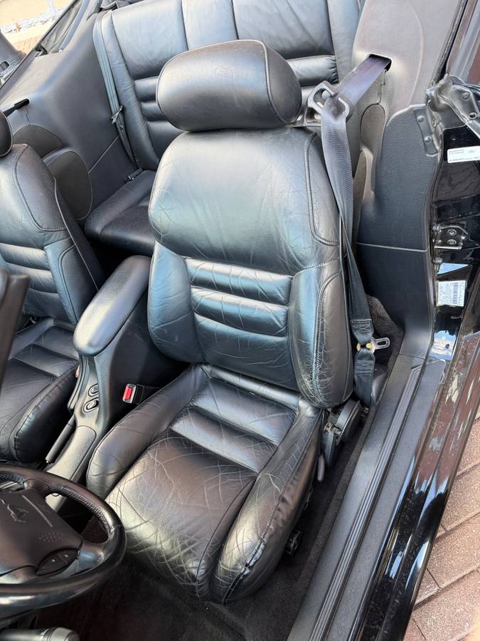 Ford-mustang-gt-convertible-1996-black-22