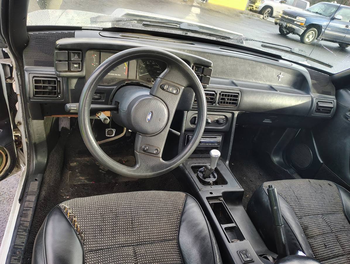 Ford-mustang-lx-1988-7