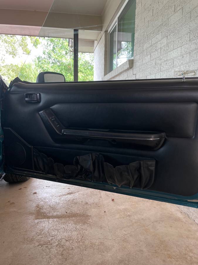 Ford-mustang-lx-1993-blue-1