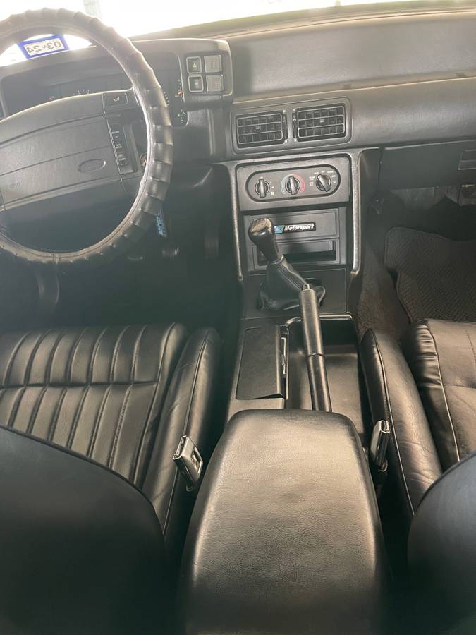 Ford-mustang-lx-1993-blue-14
