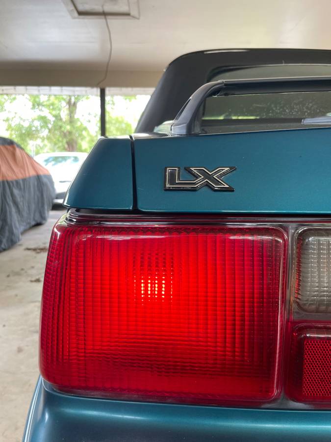 Ford-mustang-lx-1993-blue-19