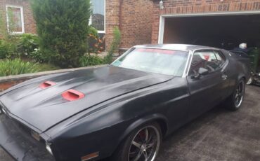 Ford-mustang-mach-1-1971-black-2