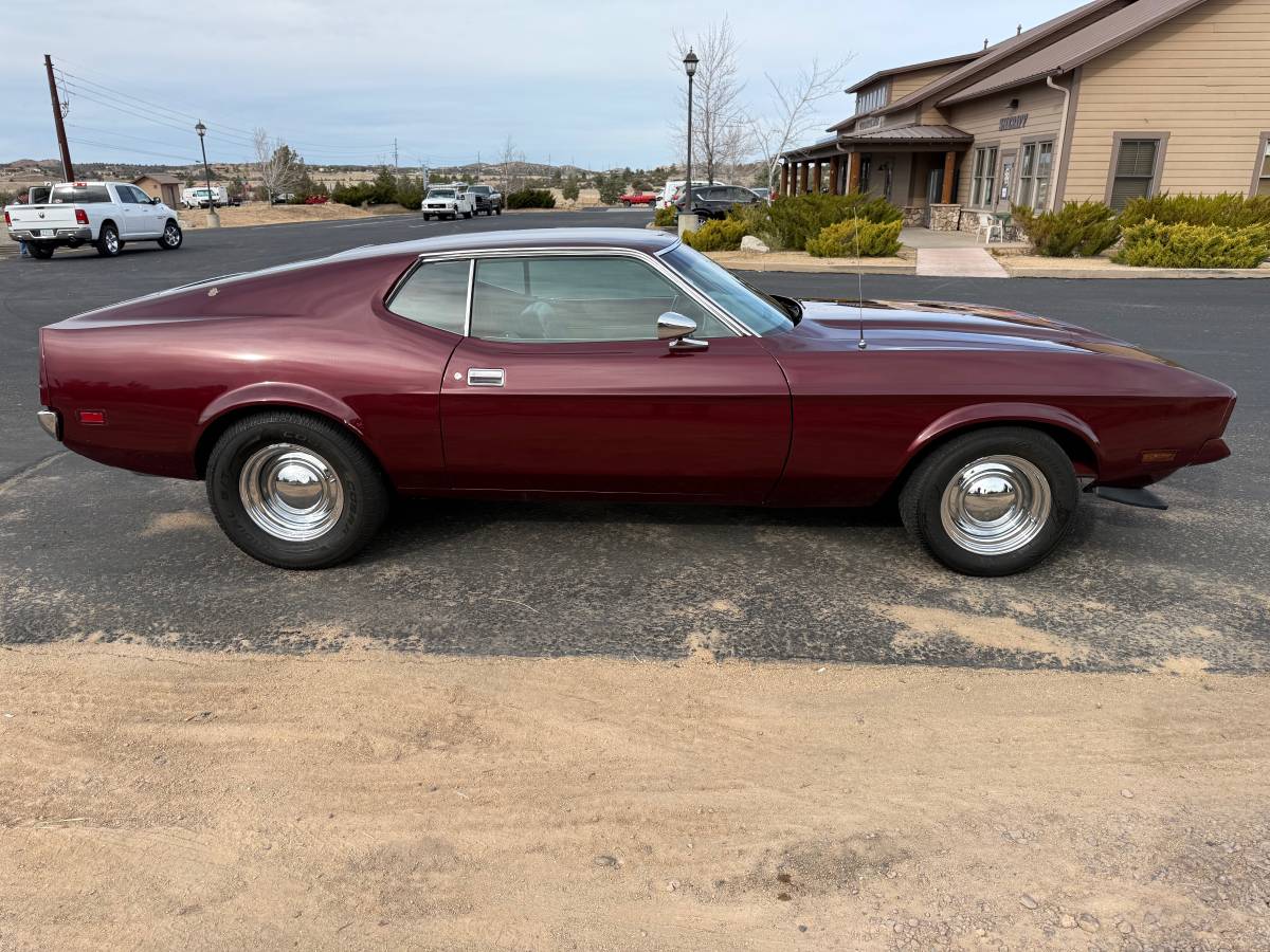 Ford-mustang-mach-1-1971-red