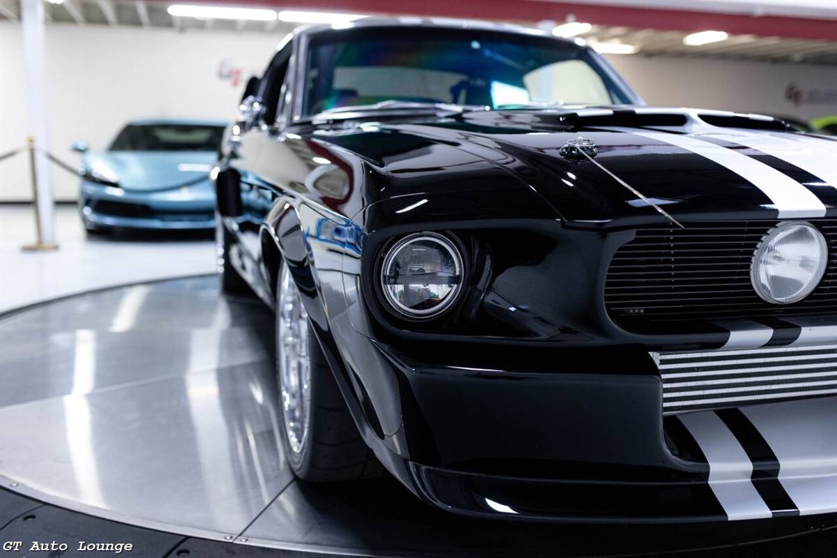 Ford-mustang-shelby-gt500-cr-1968-black-2