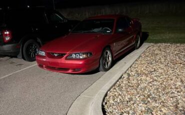 Ford-mustang-v6-coupe-1995-red