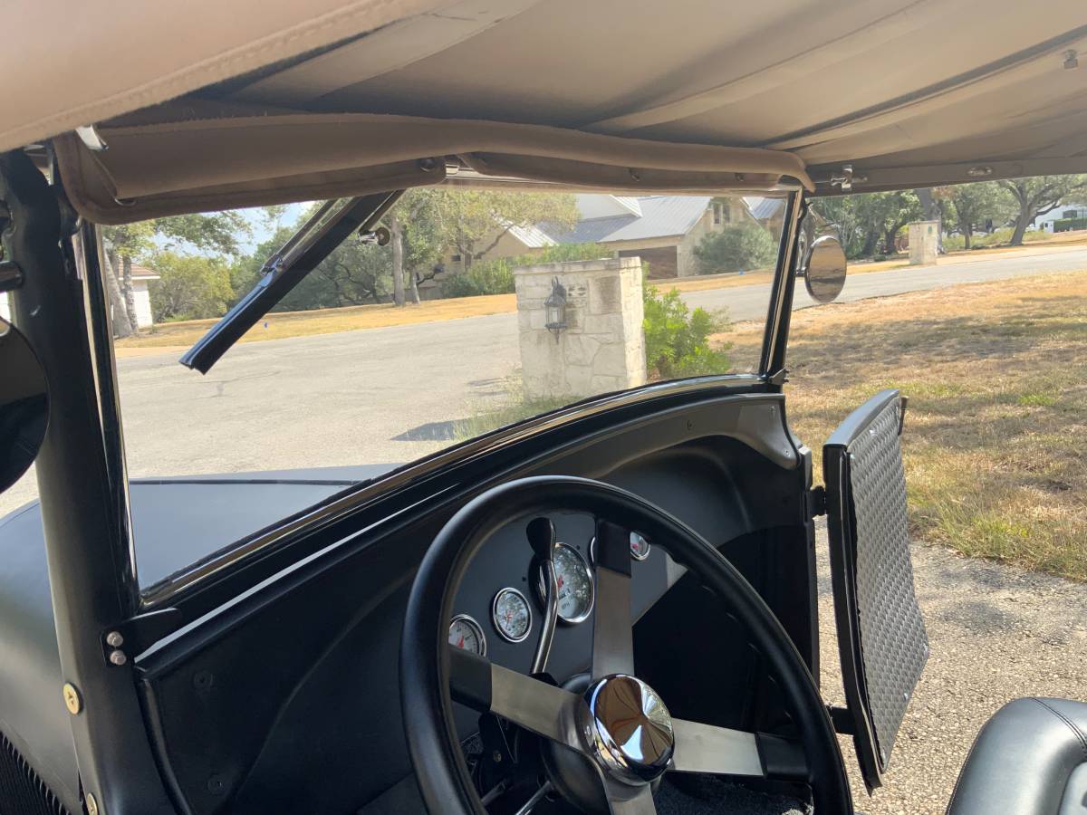 Ford-pickup-roadster-1929-black-15