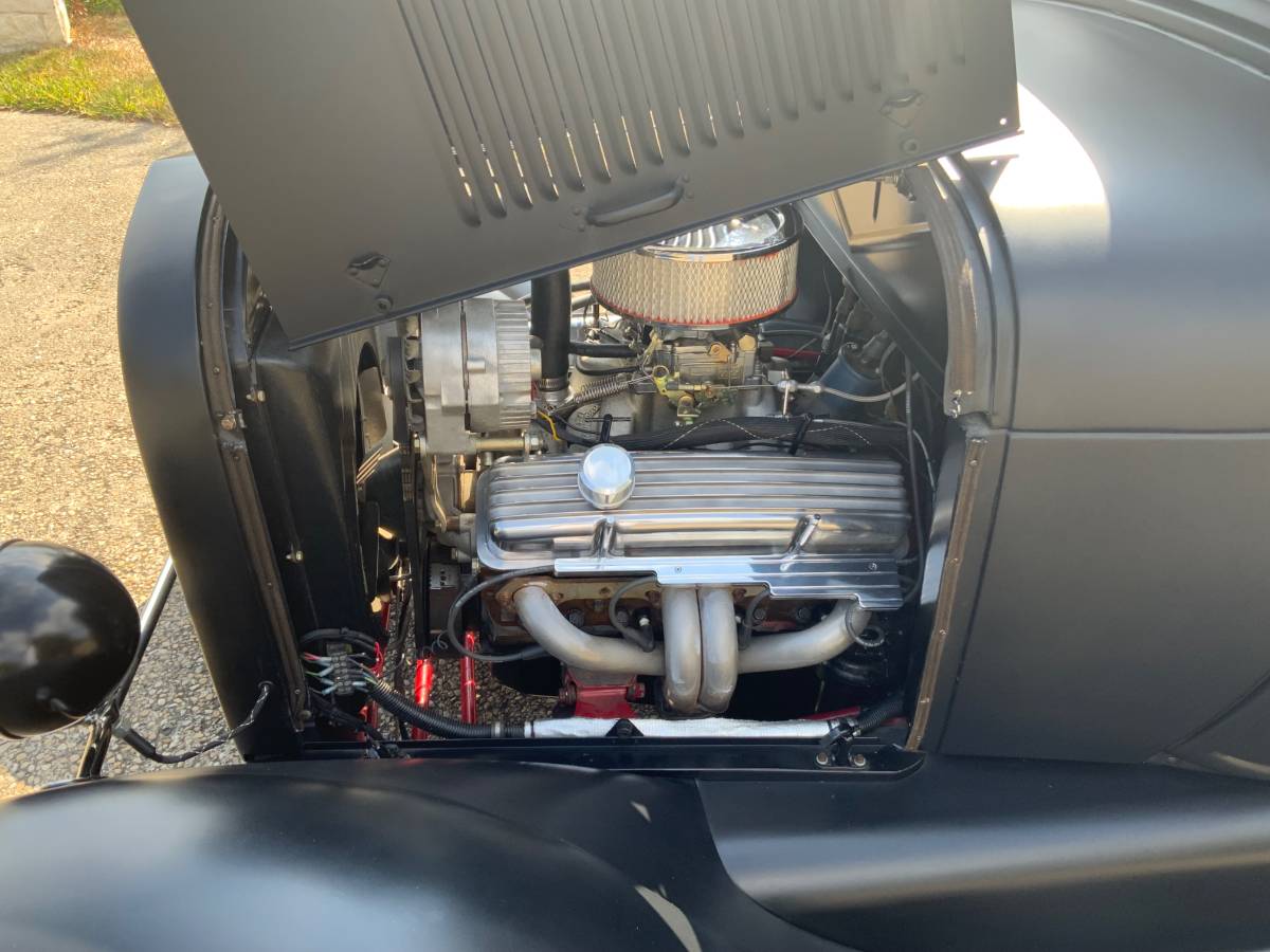 Ford-pickup-roadster-1929-black-21