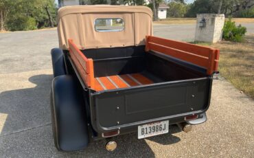 Ford-pickup-roadster-1929-black-9
