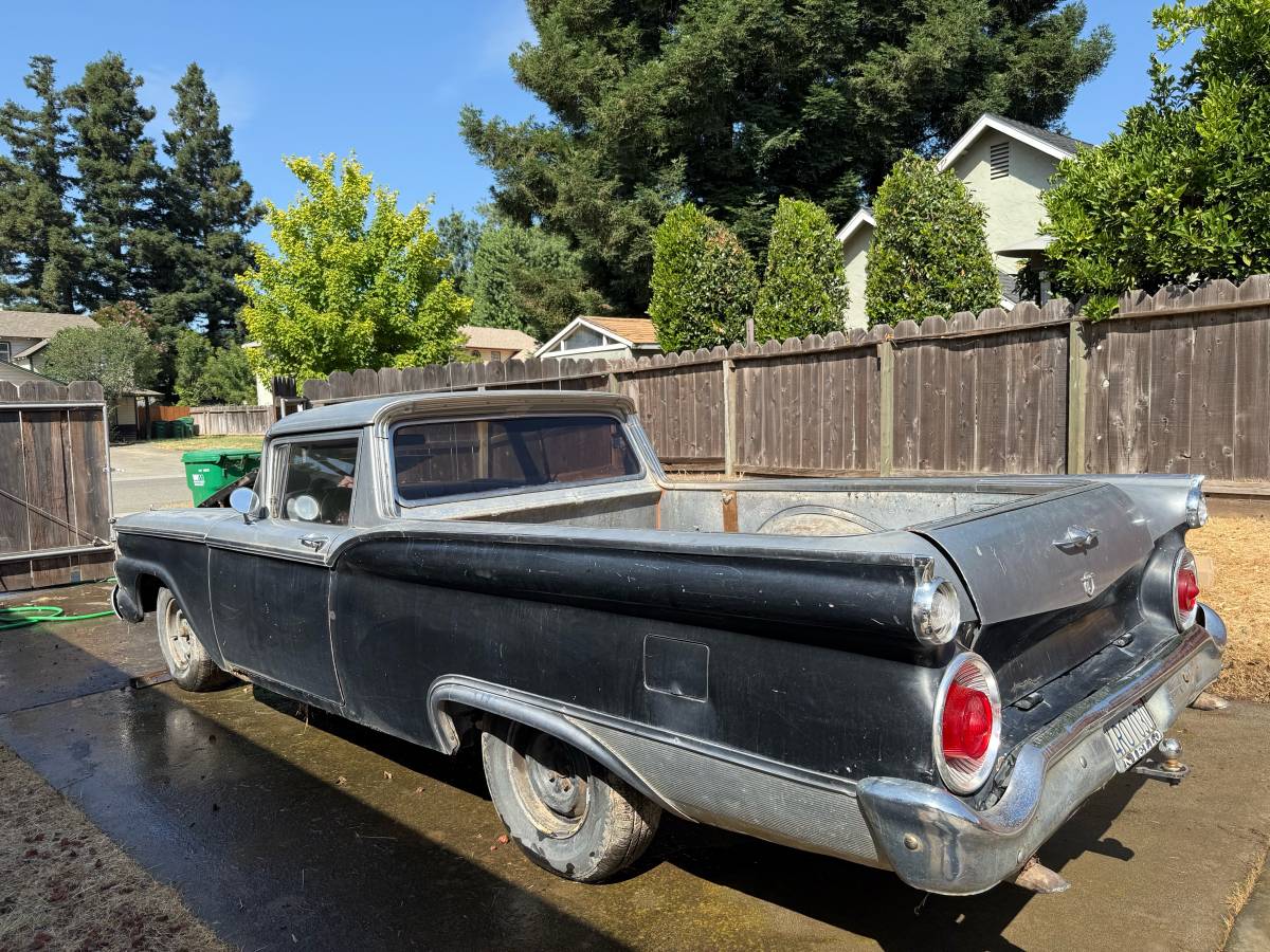 Ford-ranchero-1959-silver-2
