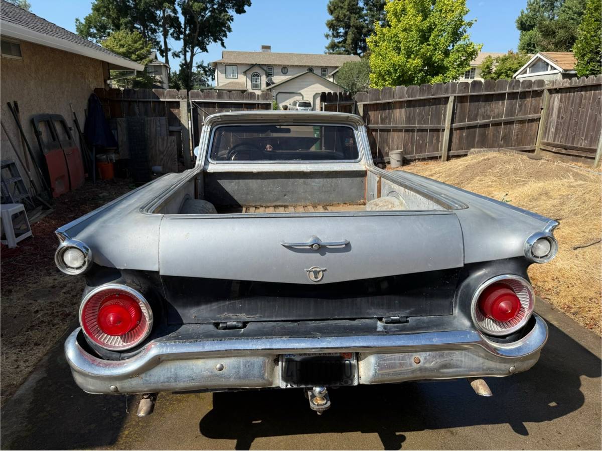 Ford-ranchero-1959-silver-9