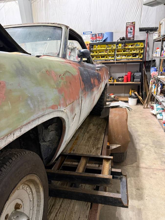 Ford-ranchero-1970-13