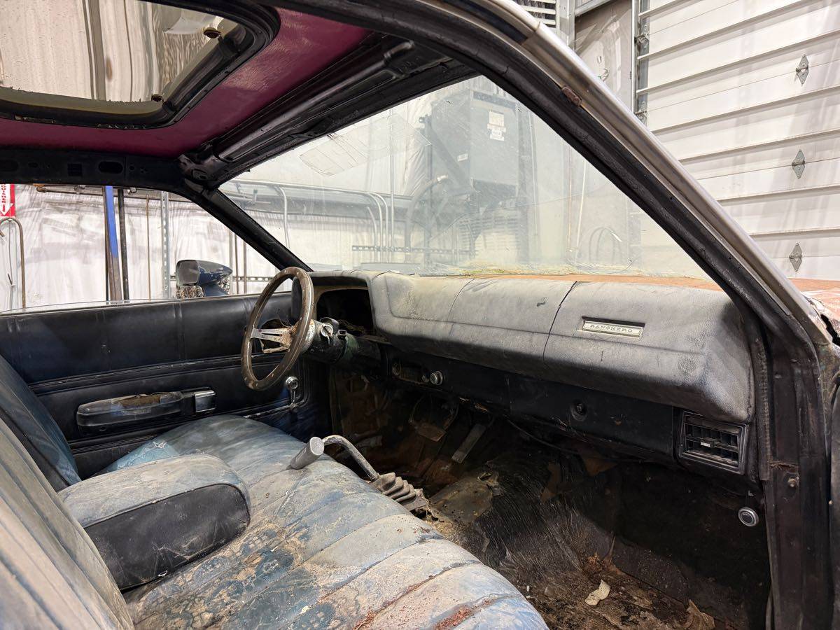 Ford-ranchero-1970-8