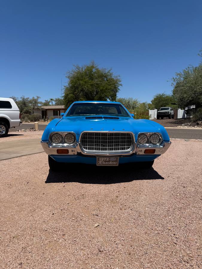 Ford-ranchero-gt-1972-blue-1
