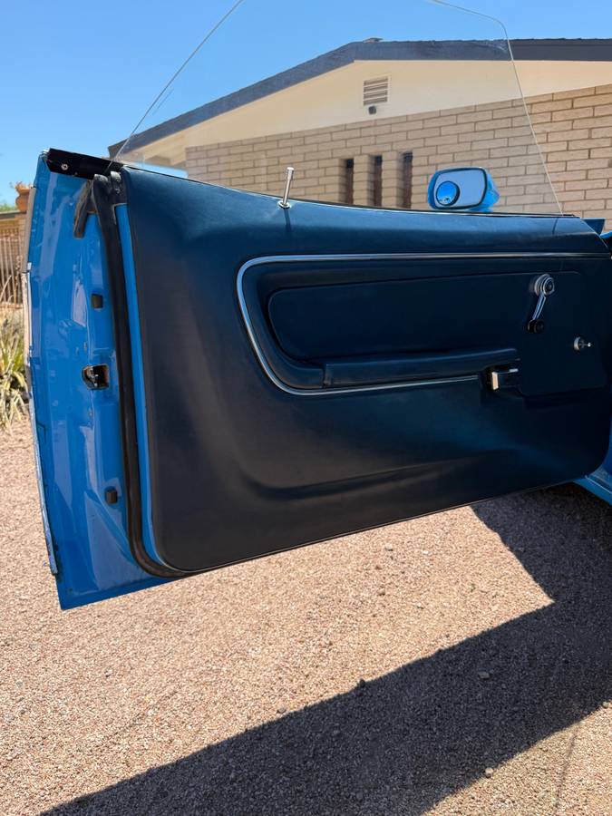 Ford-ranchero-gt-1972-blue-4