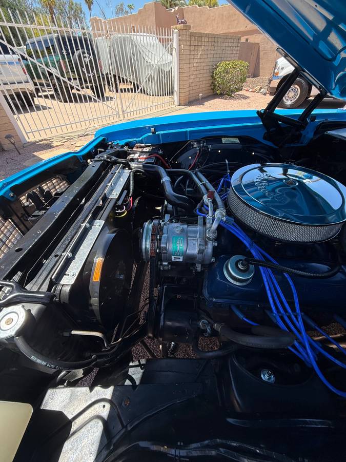 Ford-ranchero-gt-1972-blue-5