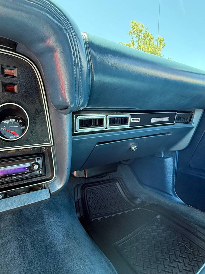 Ford-ranchero-gt-1972-blue-6