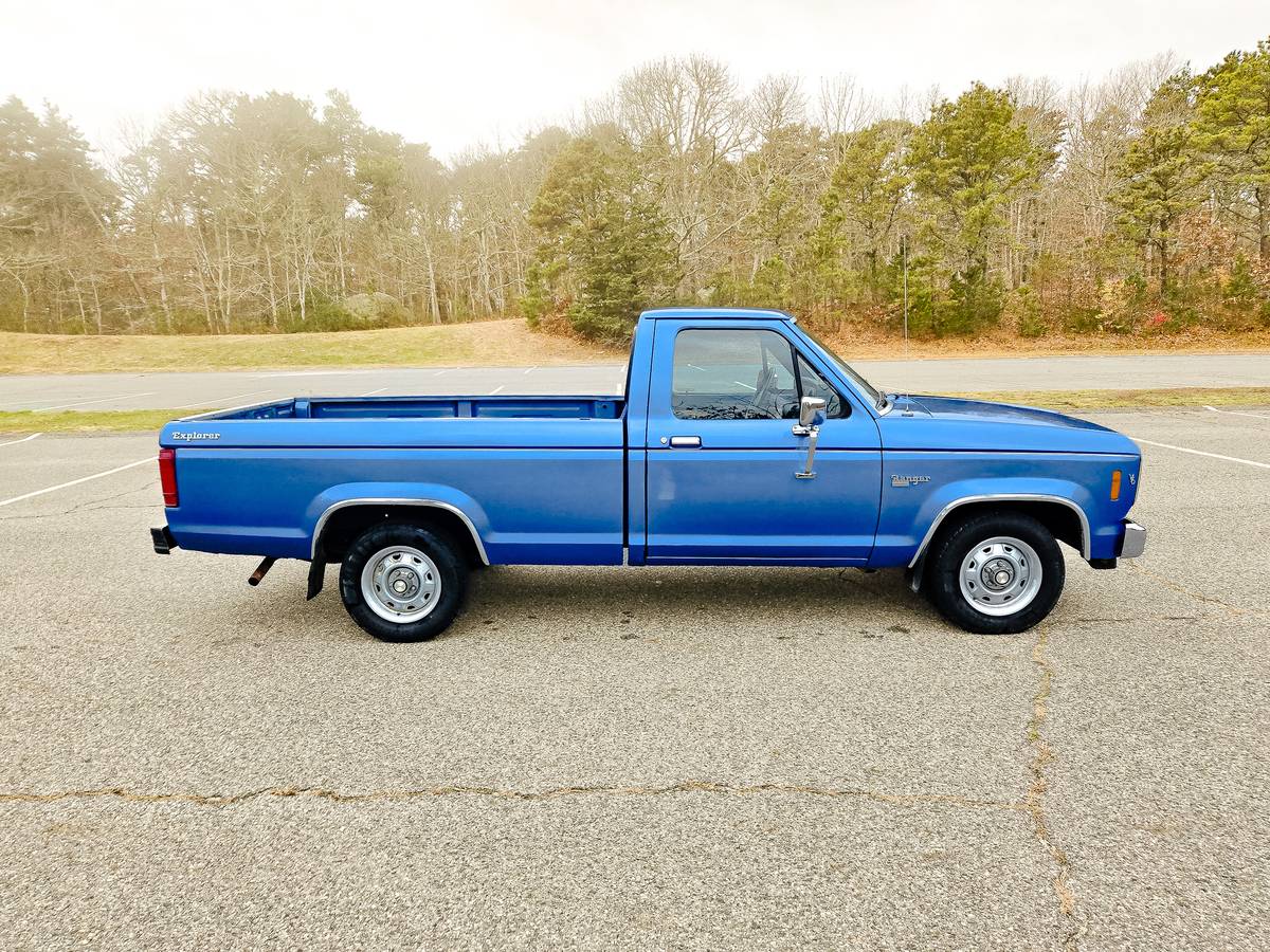 Ford-ranger-1985-10